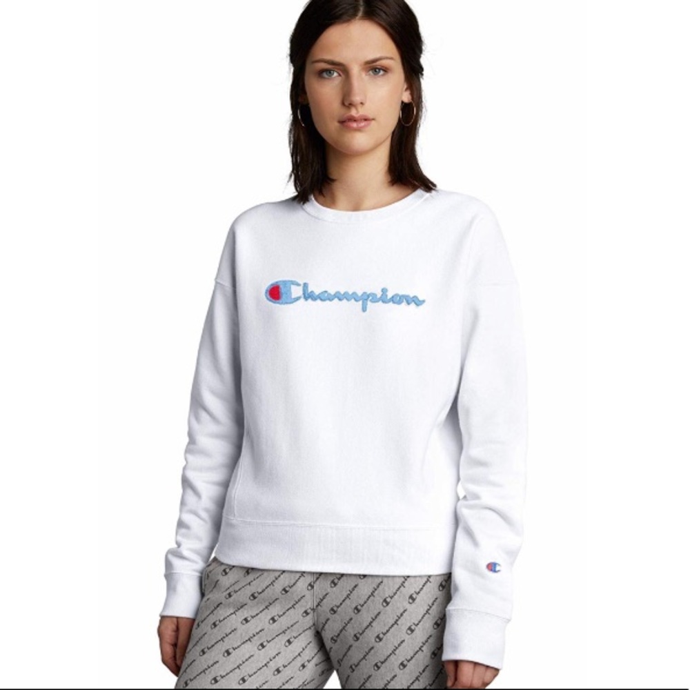 NWT!!  Women’s Champion Reverse Weave sweatshirt!